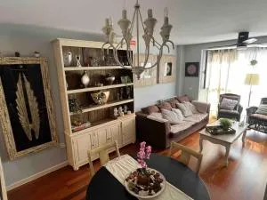 Triplex 3 Rooms 2 Baños Terraza - Latas