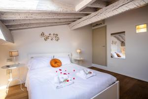 Duomo View and Hammam