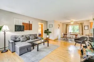 Pet-Friendly Gem with Ping-Pong Table in Oregon! - Wilkesboro