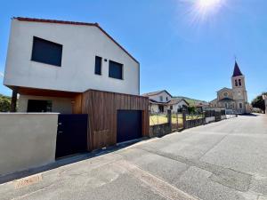 Villas Maison d-architecte Cercie : photos des chambres