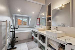 Appartements Triplex Atypique a 10mn de Paris : photos des chambres