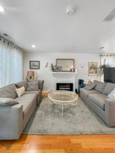 Elegant Cambridge Room, Short Walk to Harvard