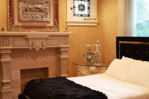 Chateau Connellsville Art Deco Suite - Scottdale