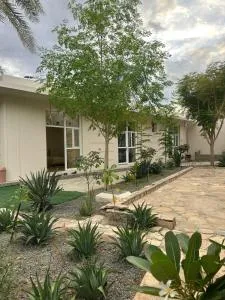 AL- aqyr Rest Garden أستراحة حارة العقر - Fulūj Sayghah