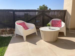 Casa con jardín, wifi, aire acondicionado, piscina