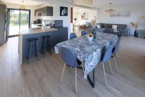 Maisons de vacances Maison vue mer - Golfe du Morbihan - 10 Personnes : photos des chambres