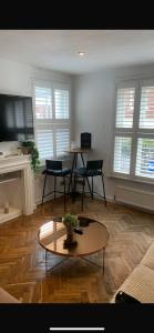 Cute & Quiet Apartment in the Heart of Hampstead