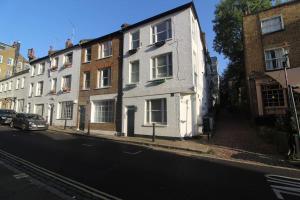 Cute & Quiet Apartment in the Heart of Hampstead