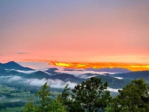 The Buckeye Cabin - Ubytování bez kategorie ve městě Hatchertown