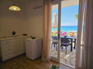 Corfu Glyfada Beach Apartment 24