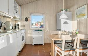 2 Bedroom Nice Home In Sydals