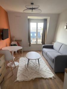Nice studio close to Paris