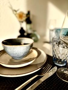 M&D Apartments nähe Stadion mit Klimaanlage - Netflix - Küche - Sunset View - Balkon