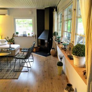 Stunning Home In Tvååker With 2 Bedrooms And Sauna