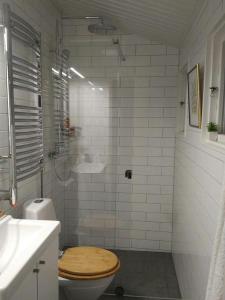 Stunning Home In Tvååker With 2 Bedrooms And Sauna