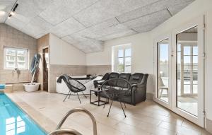 Awesome Home In Ringkøbing With Sauna