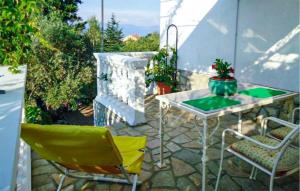 1 Bedroom Beautiful Apartment In Vrbnik 