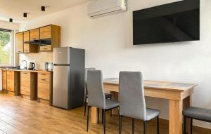 2 Bedroom Stunning Home In Pustkowo