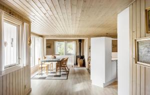 3 Bedroom Stunning Home In Rødby