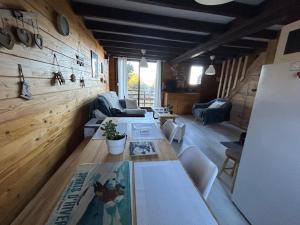 Chalets Chalet avec terrasse proche pistes : photos des chambres