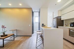 2 Bdr Suite W2 AC Poblado, Medellin