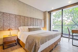 2 Bdr Suite W2 AC Poblado, Medellin