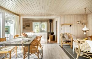 3 Bedroom Stunning Home In Rødby