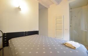 3 Bedroom Stunning Apartment In Massa