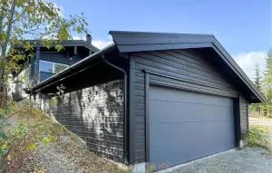 Stunning Home In Trysil With Sauna - Midskogberget