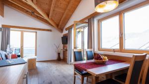 Bergwelten Chalets Fiss