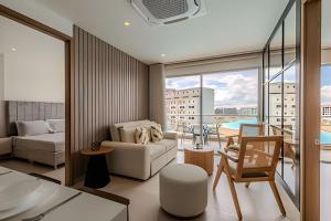 Lujoso A EstrenarOasis Laguna Cristalina 2BR