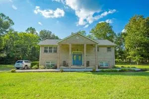 Hangout Haven - Bumpass Hangout Haven - Bumpass