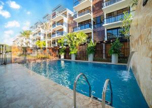 Divine Stay 3 Bedroom One minute from the beach on the malecon