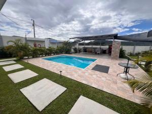 Compostela Cabañas Gigante