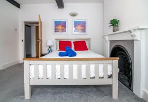 Quaint Centrally Located Getaway