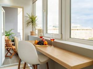 Genesis - Sala Palatului