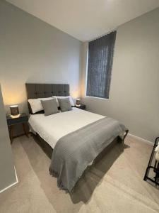 Luxury 1 Bedroom Bournville Apartment