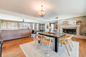 2 Mi to Old Town The Grand Palms Estate with Pool