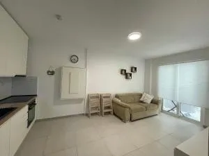 Sunshine Apt Qerret-Golem Beach-Self-Check-in - Kavajë