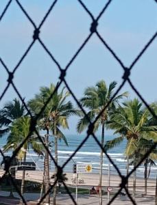 Perfeito para família, 50 metros do mar! Caiçara