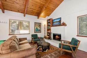 Pine Ridge Peak Cabin - Close To Town Lake - Devil Canyon