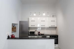 Private Spacious Apartment