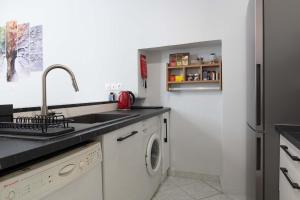 Private Spacious Apartment