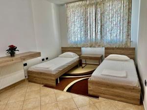 8th Floor Luxury Apartment Tirana 2