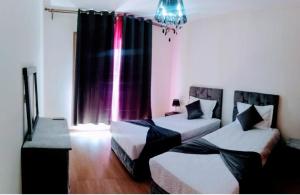 Un élégant appartement à louer à Marrakech avec deux piscines et une situation en centre ville