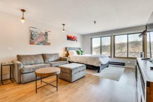 Walk to Dtwn Winter Park Studio with Hot Tub Access