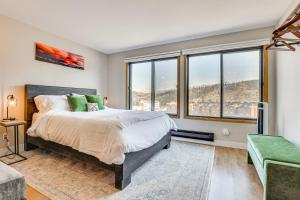 Walk to Dtwn Winter Park Studio with Hot Tub Access