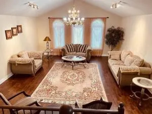 Luxury 3 bedroom house - Georgetown