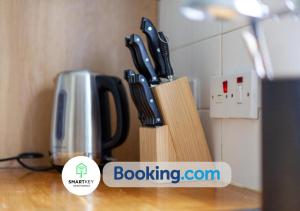 2Bedroom Apt in Egham with Free Parking