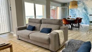 Apartamento Moderno Y Amplio con Vistas a la Bahía